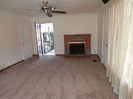 204 E Gibson in Stockton, CA (Photo 4 of 5)