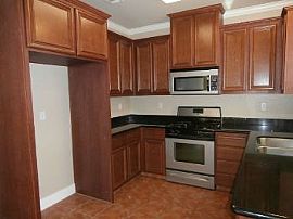 2510 Plymouth Oak in Stockton, CA (Photo 2 of 5)