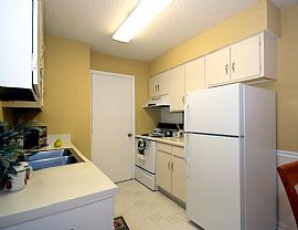 3 Bd/1 Bath Lovely Landscaping and a Spa in Gastonia, NC (Photo 4 of 4)