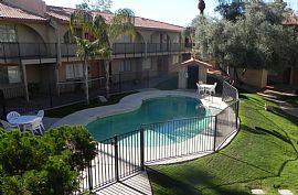 2 Bd/1 Bath Phoenix Arizona Apartment Pe in Phoenix, AZ (Photo 3 of 5)