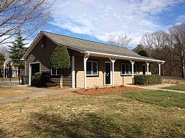 2 Bd/1 Bath Come Home with Confidence. M in Farmington, NC (Photo 4 of 5)