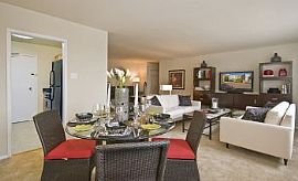 2 Bd/1 Bath 1bd Welcome Home to The Well in Arlington, VA (Photo 3 of 5)