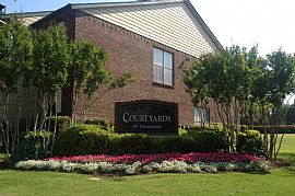 2 Bd/2 Bath Includes Electric! 10% Off U in Dallas, TX (Photo 2 of 5)