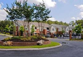 2 Bd/2 Bath Come By and Check Out The La in Little Rock, AR