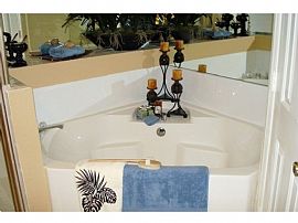 2 Bd/2 Bath 3 Bedroom 2 Bath Carriange H in Boca Raton, FL (Photo 2 of 5)