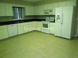 Grand Island - 3 Bedroom, 2 Bathroom - $ in Grand Island, FL (Photo 5 of 5)