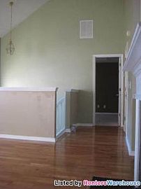 Beautiful Split-Level in Hampton, Ga in Hampton, GA (Photo 5 of 5)