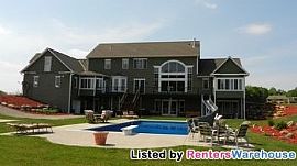 Amazing Luxury Rental in Greenfield in Greenfield, MN (Photo 2 of 5)