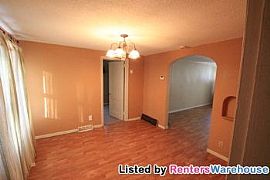 Lovely, Cute and Cozy Home in White Bear in Birchwood, MN (Photo 4 of 5)