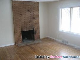 Beautiful Home in a Great Neighborhood in Minneapolis, MN (Photo 2 of 5)