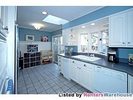 Beautiful Single Family Home Available I in Eden Prairie, MN (Photo 4 of 5)