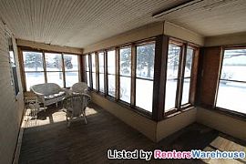 Country Home in North Branch in Branch, MN (Photo 2 of 5)