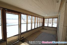 Country Home in North Branch in Branch, MN (Photo 3 of 5)