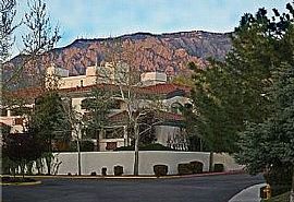 2 Bd/2 Bath 1 Bed1 Bath with 1 Car Garage in Albuquerque, NM (Photo 3 of 5)