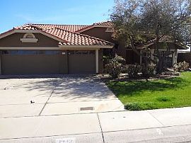 4 Bed / 2 Bath in Canyon Estates! Pool! in Phoenix, AZ