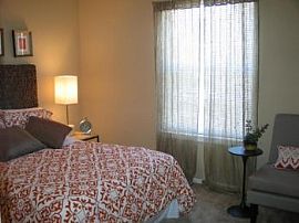 Saltwater Pool, Fitness Center, Tennis C in Evansville, IN (Photo 4 of 5)