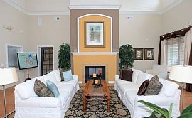 2 Bd/2 Bath Huge 3 Bed with Walk-In Clos in Bradenton, FL (Photo 3 of 5)