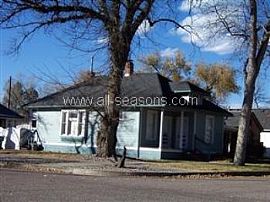 Centrally Located 3 Bedroom Home For Ren in Colorado Springs, CO