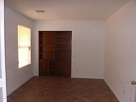 3 Bed, 1678 Sqft, $950 in Avondale, AZ (Photo 5 of 5)