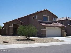 3 Bed, 2485 Sqft, $925 in Buckeye, AZ (Photo 2 of 5)