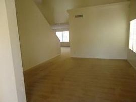 3 Bed, 2469 Sqft, $925 in Buckeye, AZ (Photo 4 of 5)