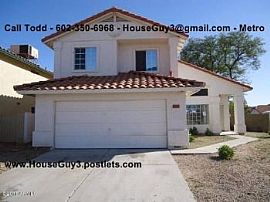 3 Bed, 2139 Sqft, $1,025 in Peoria, AZ (Photo 2 of 5)