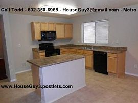 3 Bed, 1759 Sqft, $1,150 in Phoenix, AZ (Photo 3 of 5)