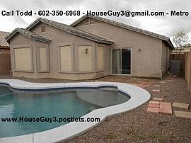 3 Bed, 1759 Sqft, $1,150 in Phoenix, AZ (Photo 4 of 5)