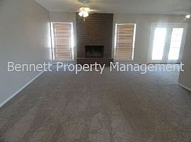 Single Family Rental Home in Tempe in Tempe, AZ (Photo 2 of 5)