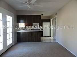 Single Family Rental Home in Tempe in Tempe, AZ (Photo 3 of 5)