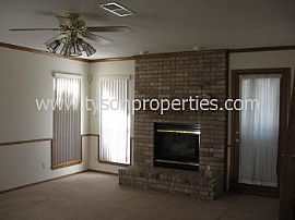 Single Family Rental Home in Albuquerque in Albuquerque, NM (Photo 5 of 5)