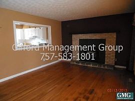 Single Family Rental Home in Norfolk in Norfolk, VA (Photo 2 of 4)