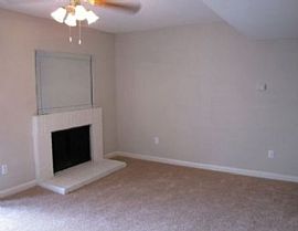 2 Bd/2 Bath Free Rent! Plus a Free Mov in Houston, TX (Photo 5 of 5)