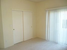 $325 Off First Month'S Rent! in Sacramento, CA (Photo 2 of 5)