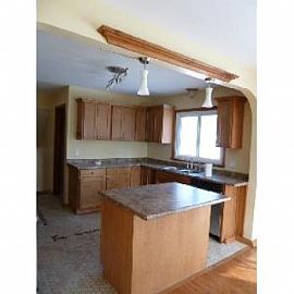 Newly Renovated Beautiful 4 Bedroom Home in Brooklyn Center, MN (Photo 4 of 5)