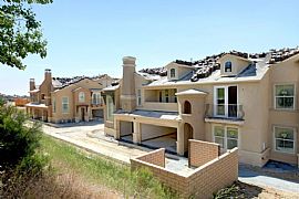 2 Bd/2 Bath Check Out Our Facebook Fan P in San Diego, CA (Photo 2 of 5)