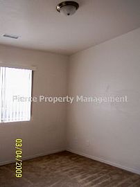 Duplex Rental Home in Prescott Valley in Prescott Valley, AZ (Photo 3 of 5)