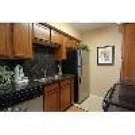 2b/2b Biltmore Condo All Appliances Incl in Phoenix, AZ (Photo 3 of 5)