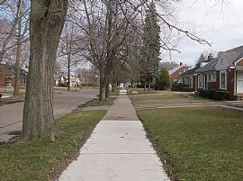 Beautiful Duplex in Detroit, MI (Photo 7 of 8)