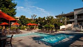 2 Bd/2 Bath Great Location in The Heart in Mountain View, CA (Photo 5 of 5)