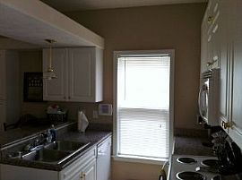 2 Br W/bonus, 1-Car Garage Minutes to Ch in Havelock, NC (Photo 2 of 5)