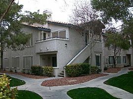 Large Ground Floor Unit in Las Vegas, NV