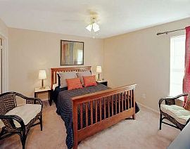 Reduced Rates! Parking Available! in Hattiesburg, MS (Photo 4 of 5)