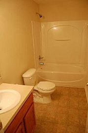 8820 India Ave, Arlington, 32211 - No Ap in Jacksonville, FL (Photo 3 of 5)