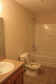 2163 Thomas Ct, St. Nicholas, 32207 - No in Jacksonville, FL (Photo 4 of 5)