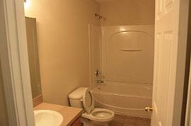 2168 Thomas Ct, St. Nicholas, 32207 - No in Jacksonville, FL (Photo 4 of 5)