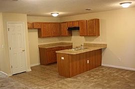 2225 Wooddale St, St. Nicholas, 32207 - in Jacksonville, FL (Photo 2 of 5)