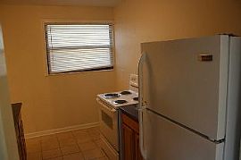 2427 Lane Ave S, Westside, 32210 - No Ap in Jacksonville, FL (Photo 3 of 5)