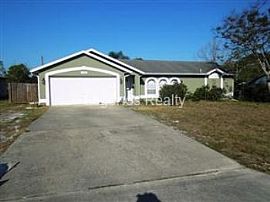Deltona - 3 Bedroom, 2 Bathroom - $1095. in Deltona, FL