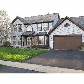 Absolutely Gorgeous 4br 2 5ba Home By Th in Gages Lake, IL